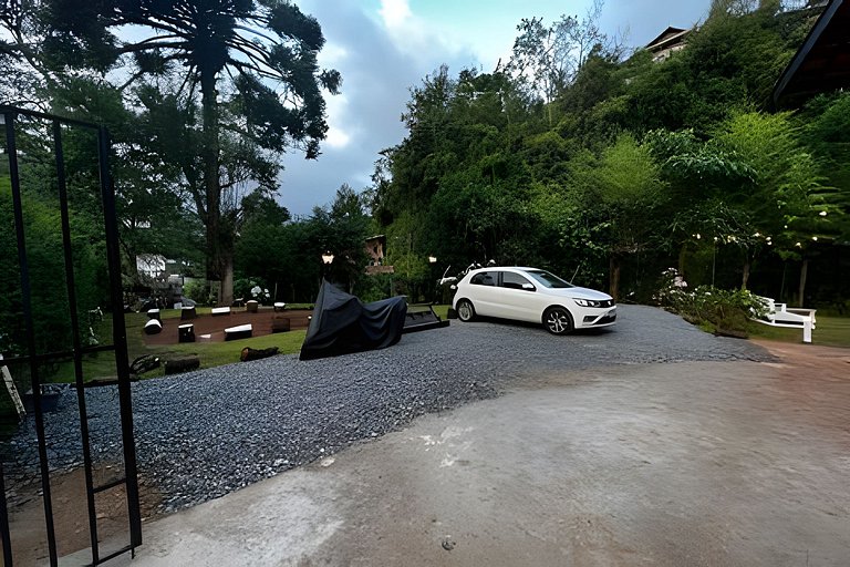 Suíte em pousada próximo ao centro FL1m