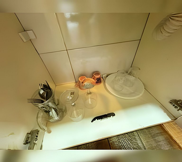 Suíte com aquecedor mini cozinha próx centro MF8am