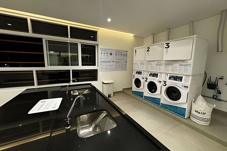 Studio em Pinheiros ao lado do metro