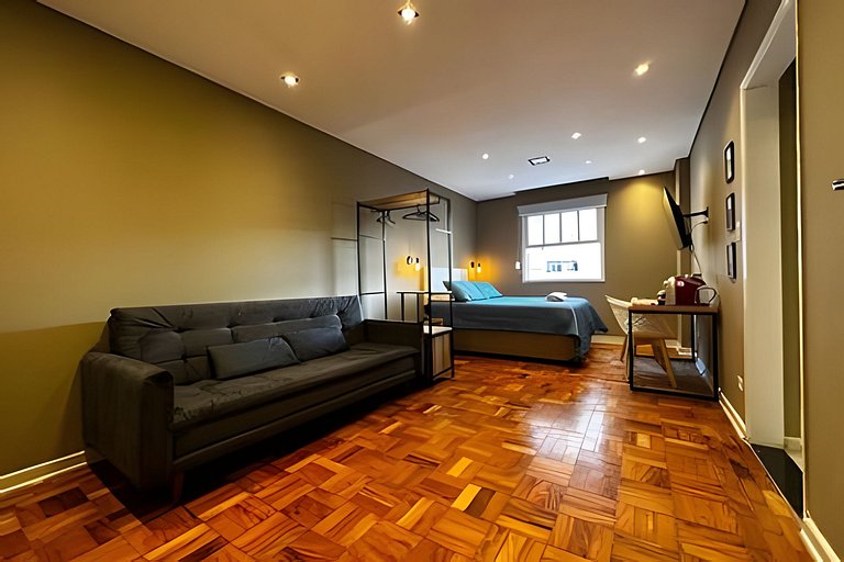 Apartamento próx à Av Paulista e metro Trianon SP2