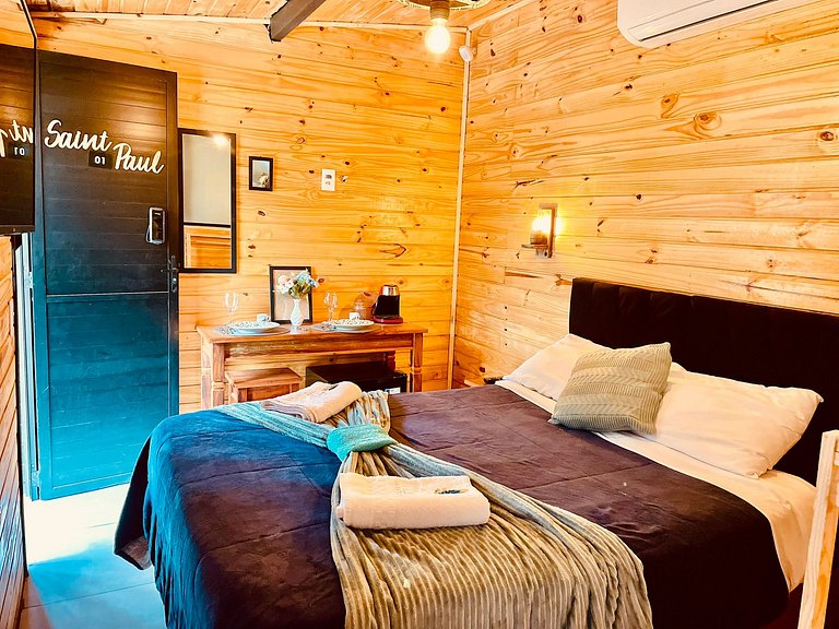 Chalé de Madeira Campos do Jordao CA1