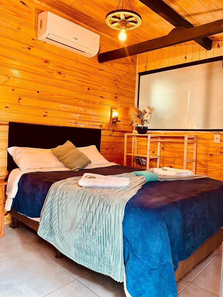 Chalé de Madeira Campos do Jordao CA1