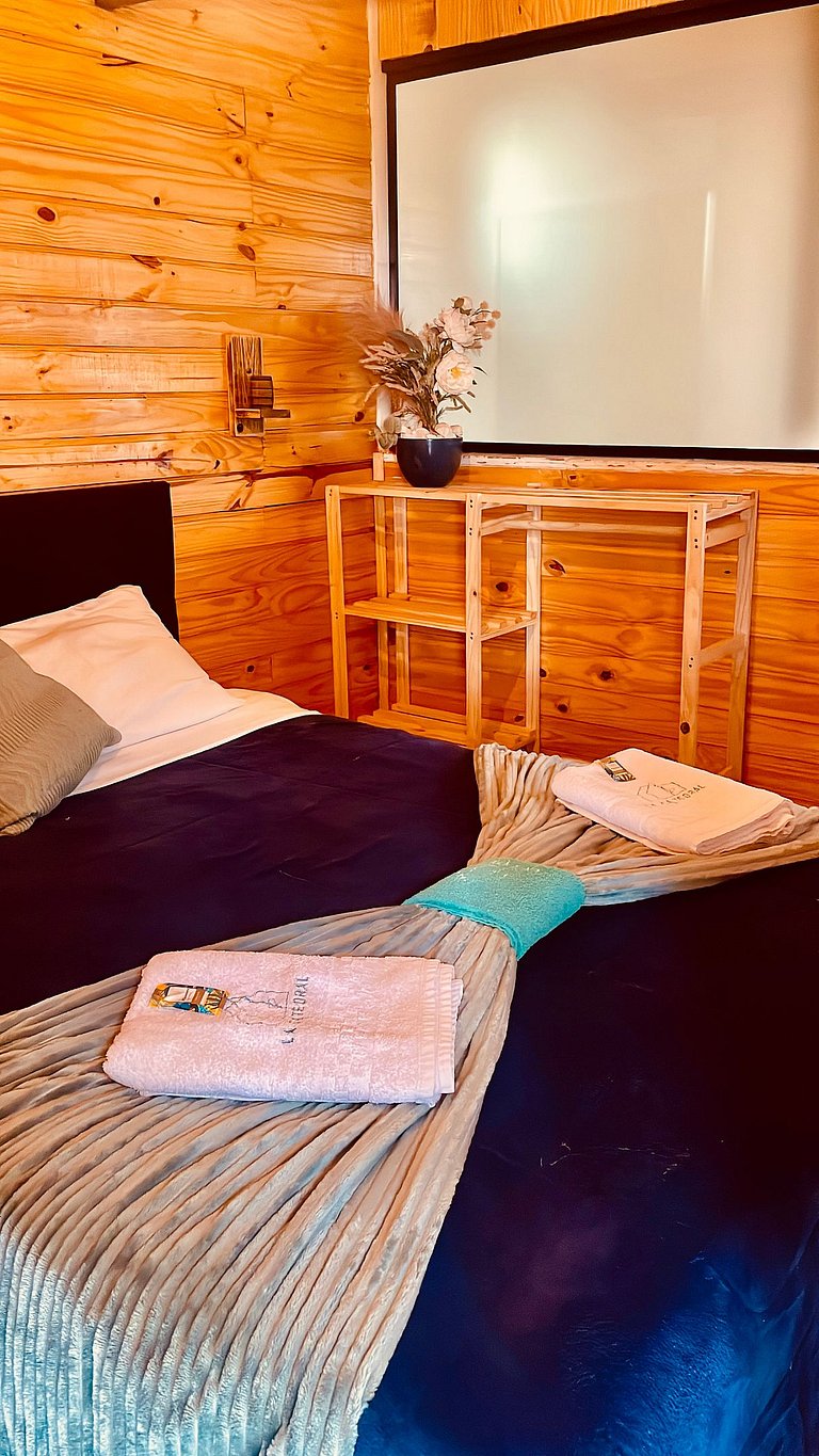 Chalé de Madeira Campos do Jordao CA1